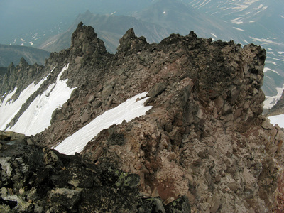 Северо-западный гребень Аага. Вид с северо-западной вершины