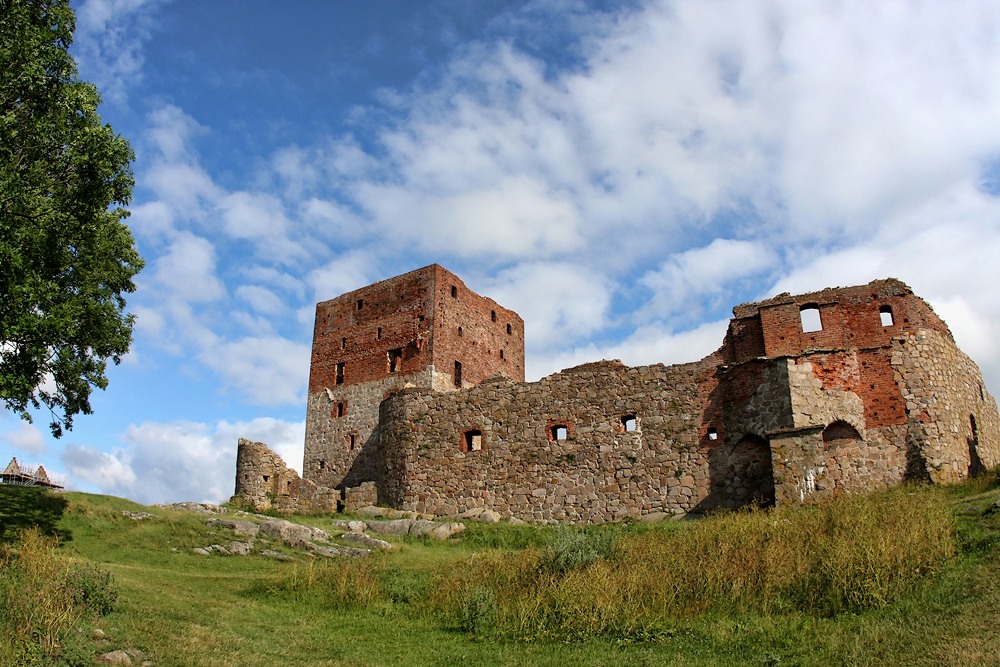 Борнхольм, Крепость Hammershus, цитадель. Hammershus castle, citadel, Castillo de Hammershus, alcazar