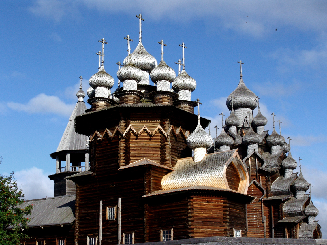 Покровская церковь.