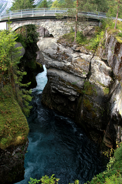 Норвегия, Мёре-о-Ромсдал, Гудбрандхюве. Norway, M&#248;re-og-Romsdal, Gudbrandsjuvet