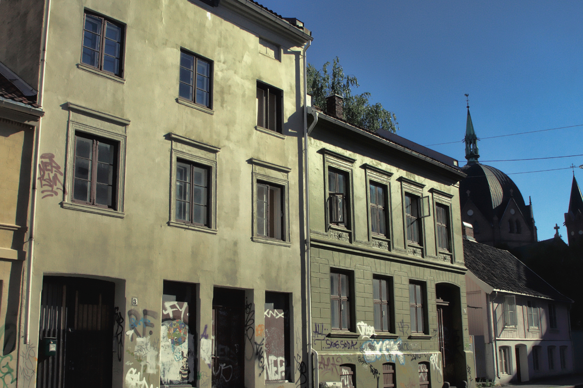 Ullevalsveien и церковь Святой Троицы (Trefoldighetskirken).