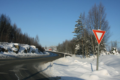 Типичная дорога в Норвегии.