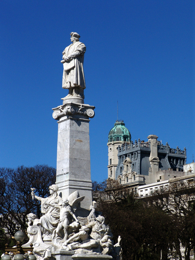 Буэнос-Айрес, статуя Колумба.