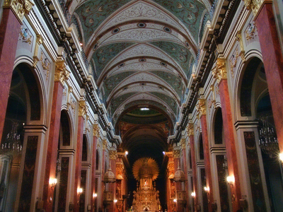 Внутри кафедрального собора Сальты.