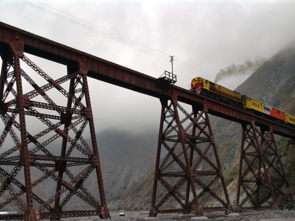 Tren a las nubes, Поезд в облака.