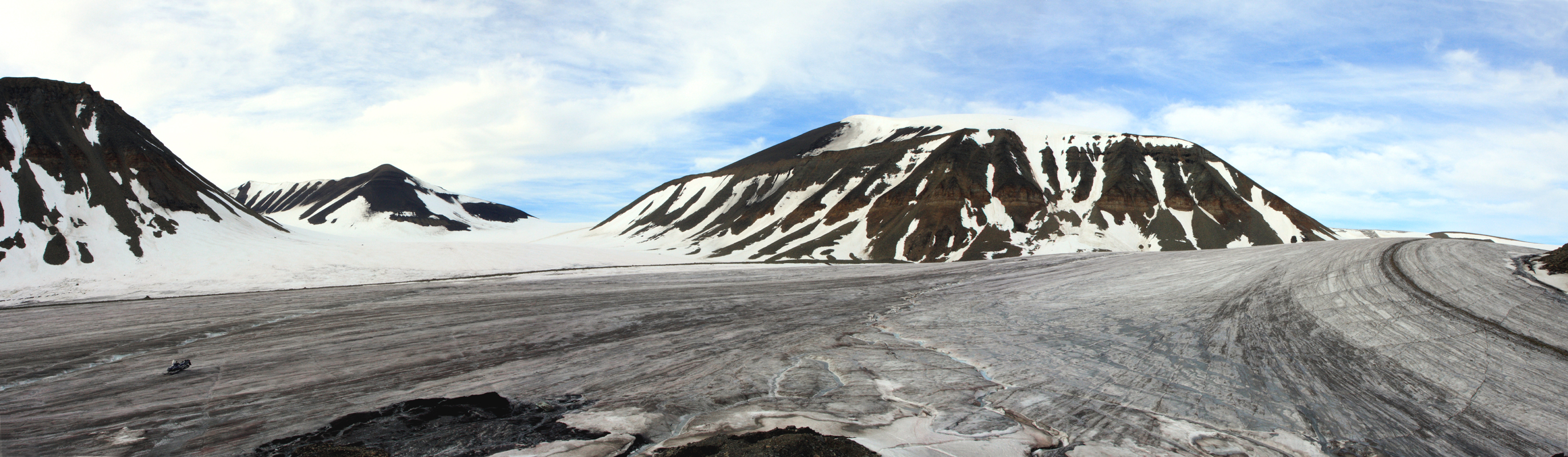 Шпицберген, ледник возле Свеагрувы.