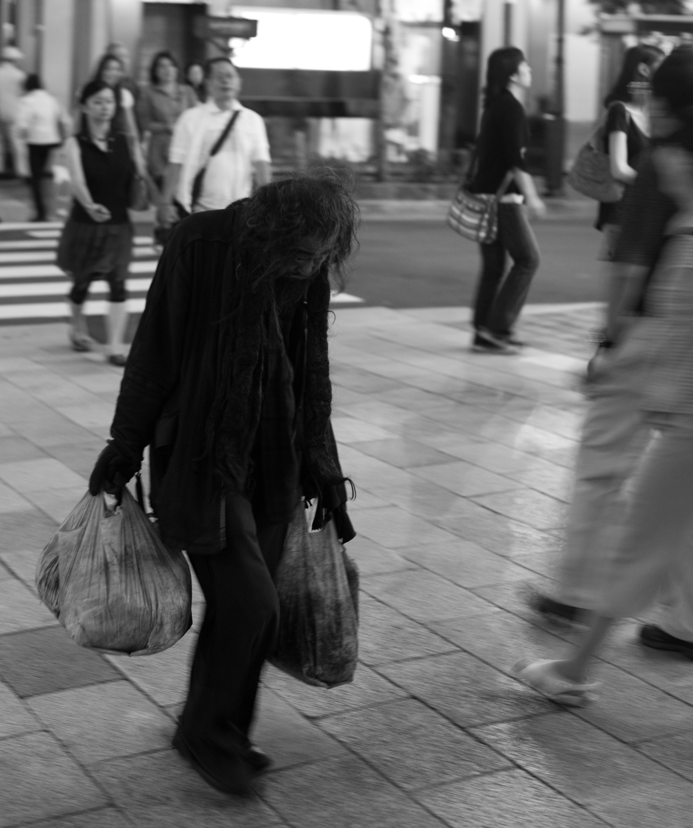 Ginza. Японский бомжара.