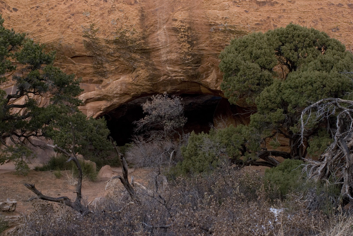 Navaho Arch - несквозная арка.