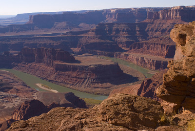 Многоярусный каньон реки Зелёной (Green River).