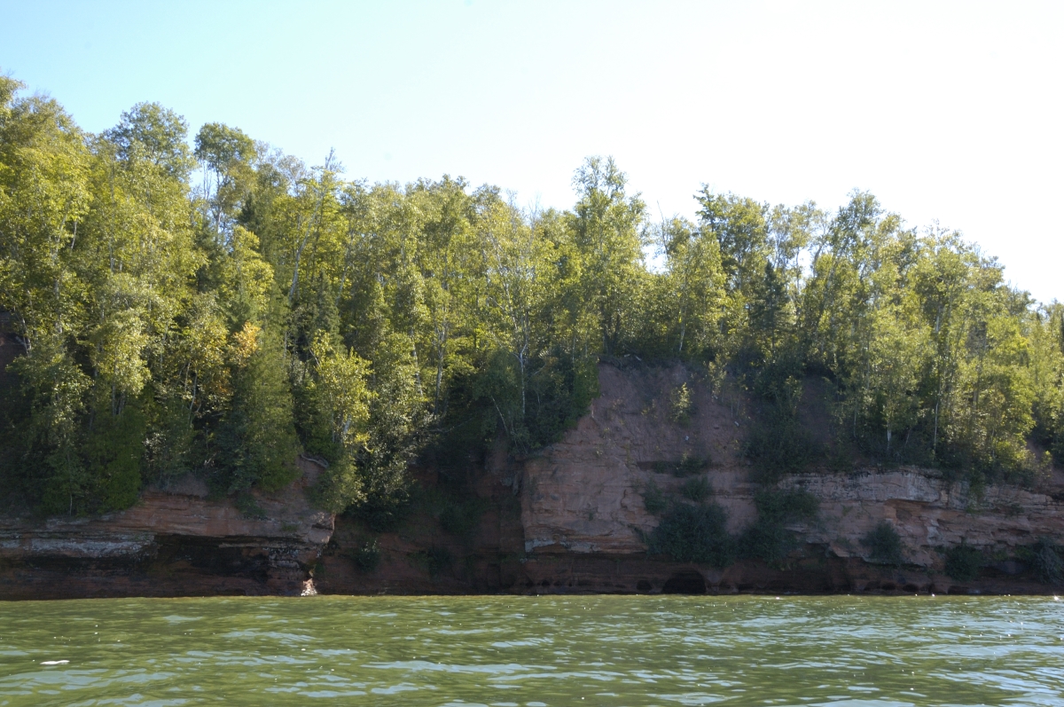 Sea caves, с воды и трейла.